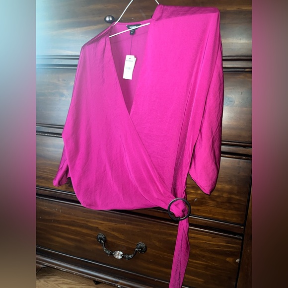 Express wrap shirt - Picture 2 of 5